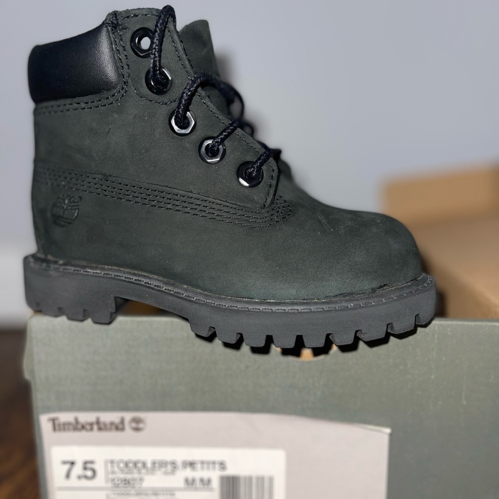 Toddlers (7.5) Black Timberland boots